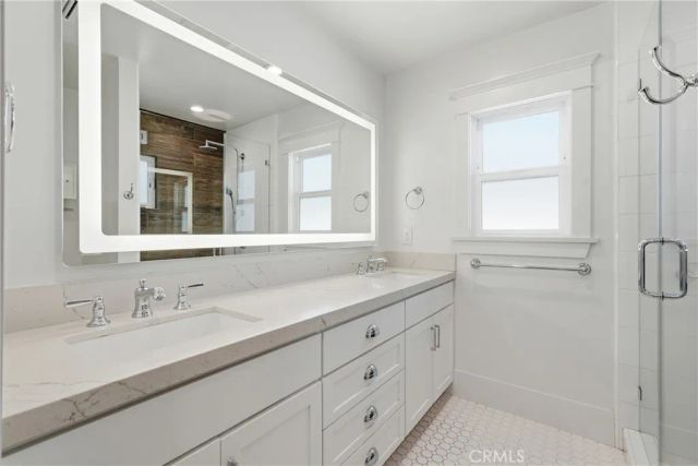 1519 Temple Avenue, Long Beach, CA 90804