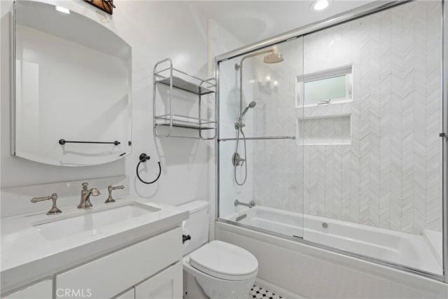 1519 Temple Avenue, Long Beach, CA 90804
