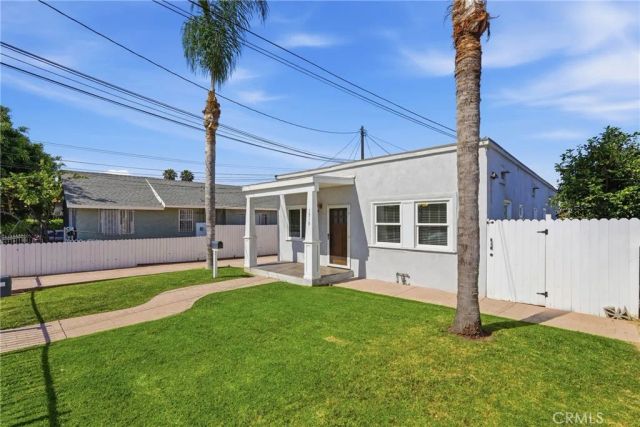 1519 Temple Avenue, Long Beach, CA 90804