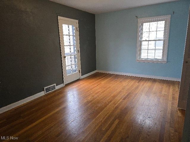 3649 Antisdale Avenue, Cleveland Heights, OH 44118