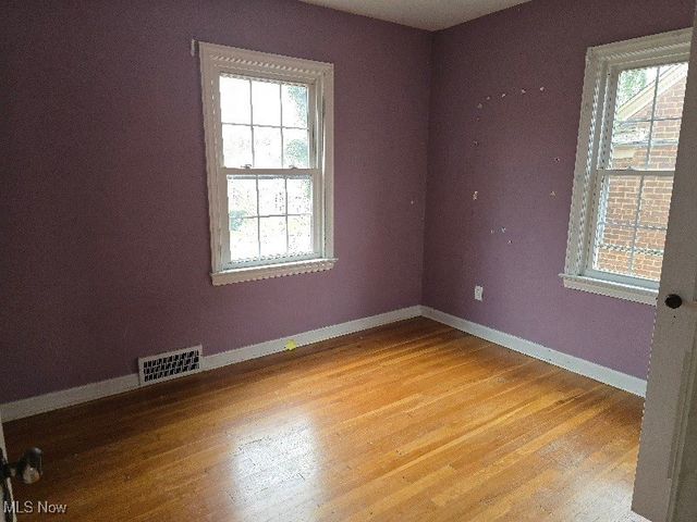 3649 Antisdale Avenue, Cleveland Heights, OH 44118