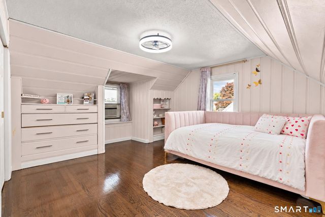 57 Burr Street, East Haven, CT 06512