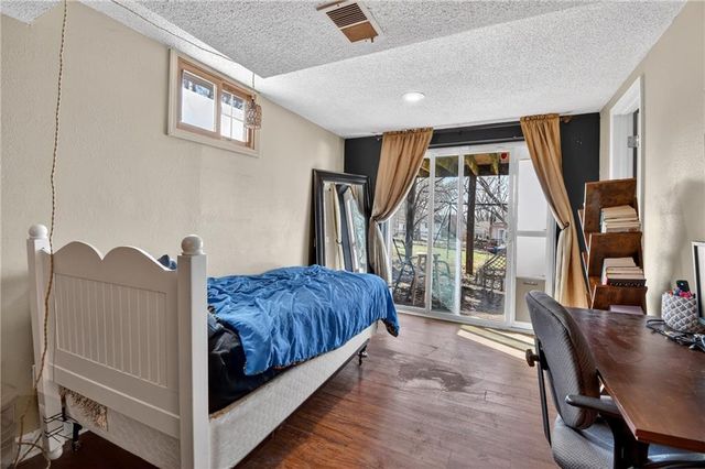 5012 NW Downing Street, Blue Springs, MO 64015