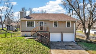 5012 NW Downing Street, Blue Springs, MO 64015