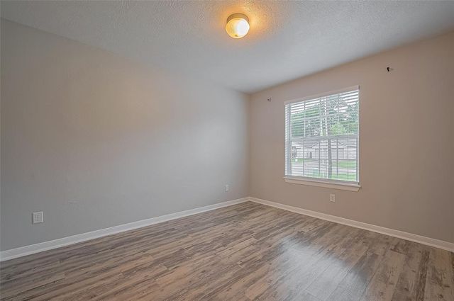 5009 Willow Point Drive, Conroe, TX 77303