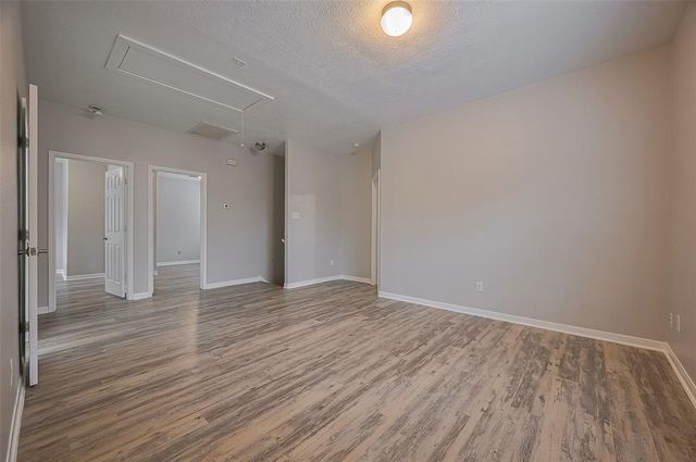 5009 Willow Point Drive, Conroe, TX 77303
