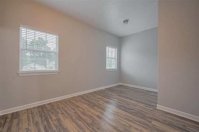 5009 Willow Point Drive, Conroe, TX 77303