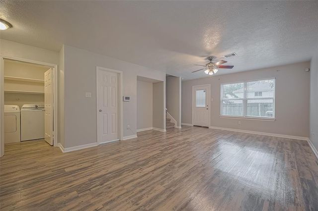 5009 Willow Point Drive, Conroe, TX 77303