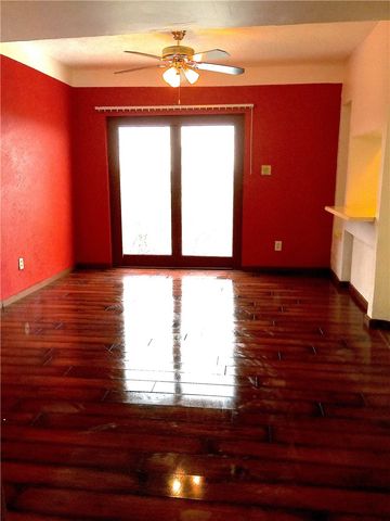 963 Manton Way, Allentown, PA 15210