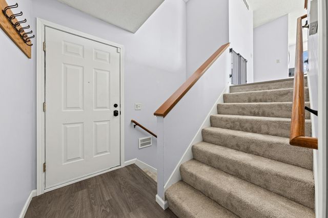 5935 W 136th Street, Savage, MN 55378