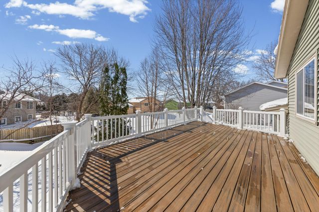 5935 W 136th Street, Savage, MN 55378