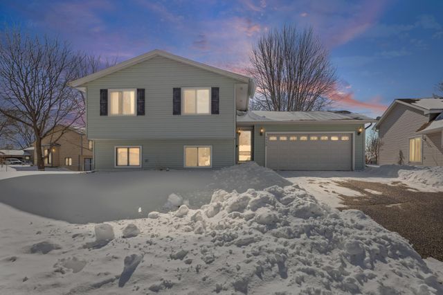 5935 W 136th Street, Savage, MN 55378