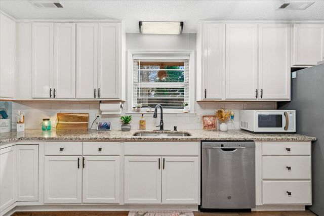 276 Catalina Drive, Chatsworth, GA 30705