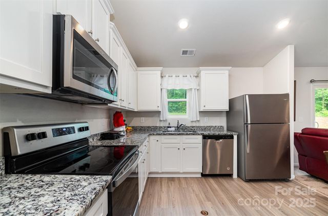 3138 Maple Ridge Drive, Gastonia, NC 28052