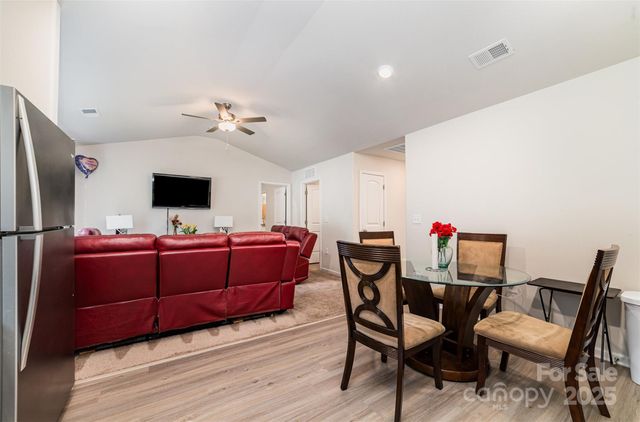 3138 Maple Ridge Drive, Gastonia, NC 28052