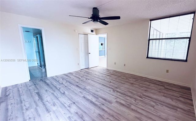 6800 Cypress Road 401, Plantation, FL 33317
