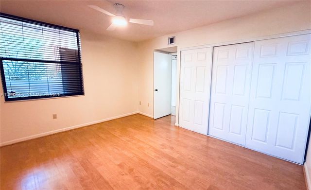 6800 Cypress Road 401, Plantation, FL 33317