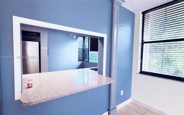 6800 Cypress Road 401, Plantation, FL 33317