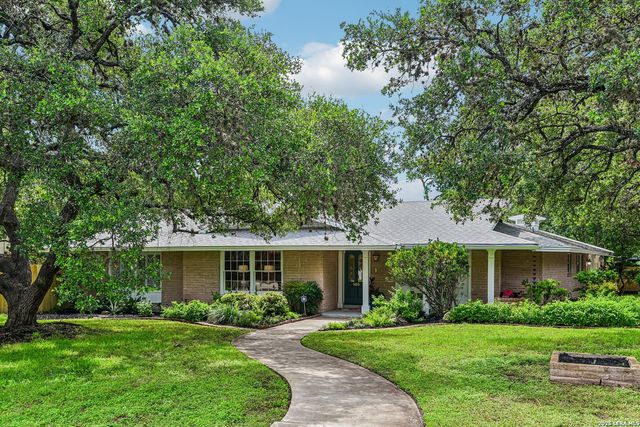 103 Tamworth, Castle Hills, TX 78213