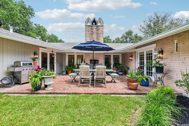 103 Tamworth, Castle Hills, TX 78213