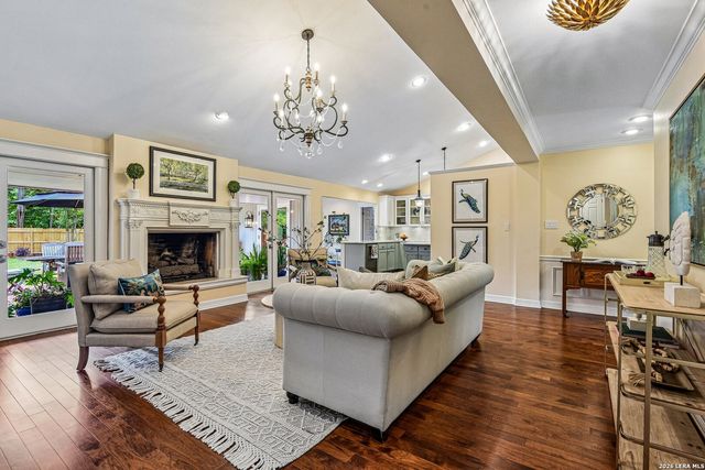 103 Tamworth, Castle Hills, TX 78213