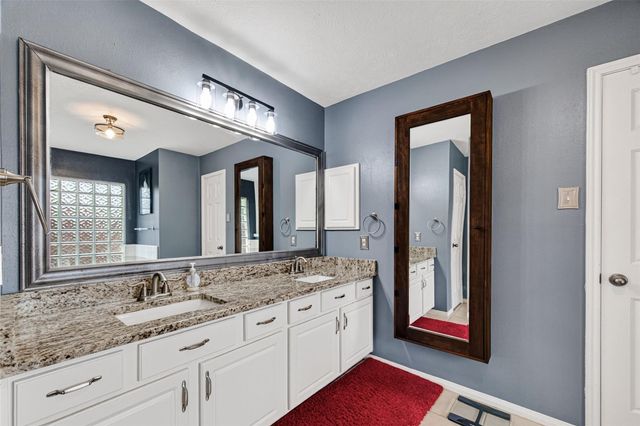 12923 Cambridge Eagle Drive, Houston, TX 77044