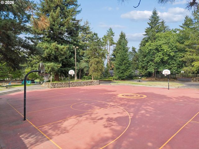 6356 Ne DURHAM Ave, Portland, OR 97211