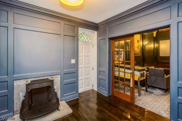 88 W Main St, Mendham Boro, NJ 07945