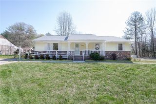 7800 Tamarind Dr, Richmond, VA 23227