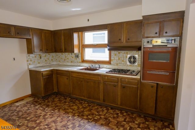 510 Liberty Ave, Jersey City, NJ 07307