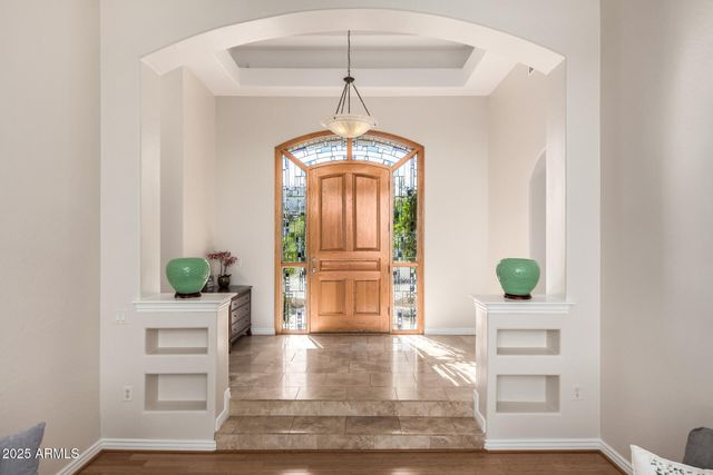 652 W ASTER Court, Chandler, AZ 85248