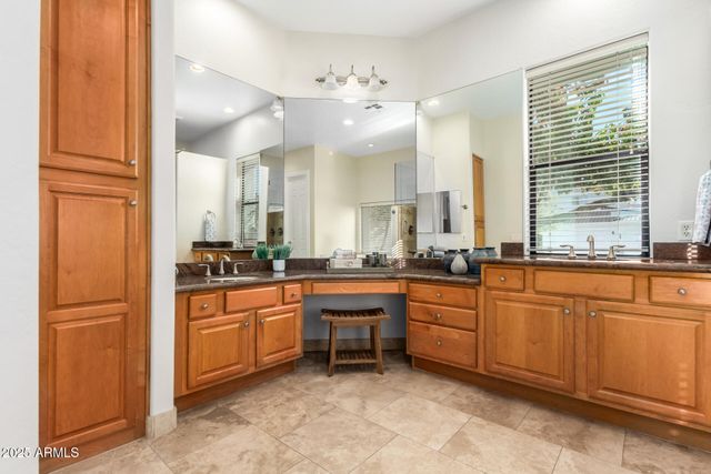 652 W ASTER Court, Chandler, AZ 85248