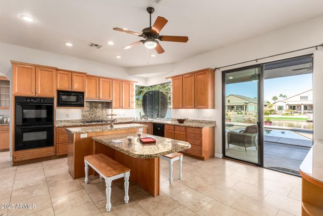 652 W ASTER Court, Chandler, AZ 85248