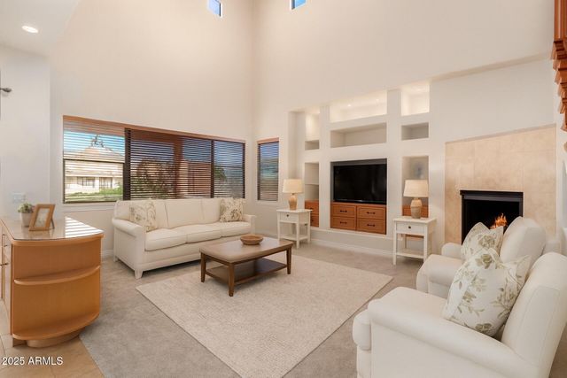 652 W ASTER Court, Chandler, AZ 85248