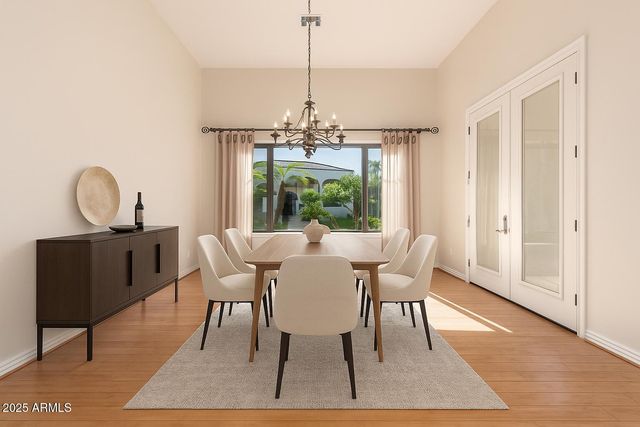 652 W ASTER Court, Chandler, AZ 85248