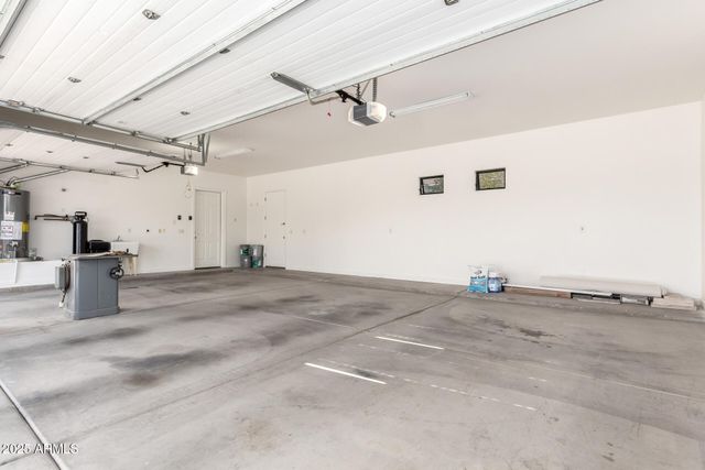 652 W ASTER Court, Chandler, AZ 85248