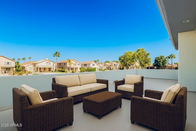 652 W ASTER Court, Chandler, AZ 85248