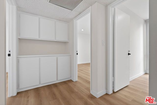 8601 International Avenue 122, Canoga Park (los Angeles), CA 91304