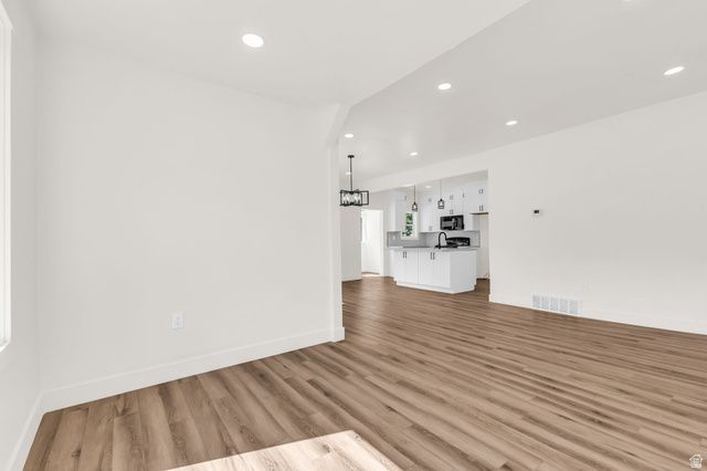 2067 QUINCY AVE, Ogden, UT 84401