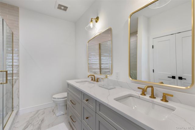 140 Celine Lane 12, Yaphank, NY 11980