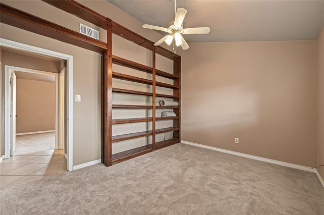 10706 Thorncliff Drive, Humble, TX 77396