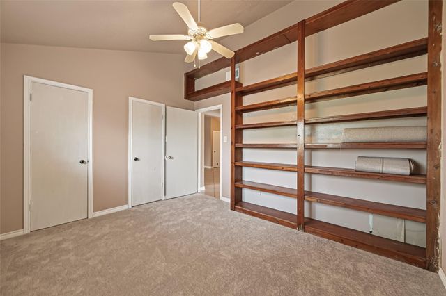 10706 Thorncliff Drive, Humble, TX 77396