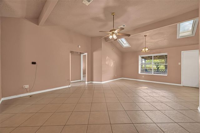 10706 Thorncliff Drive, Humble, TX 77396