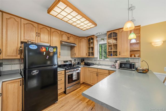 37 Rumsey Road, Greenwood Lake, NY 10925