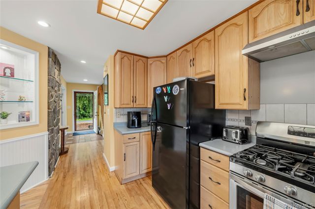 37 Rumsey Road, Greenwood Lake, NY 10925