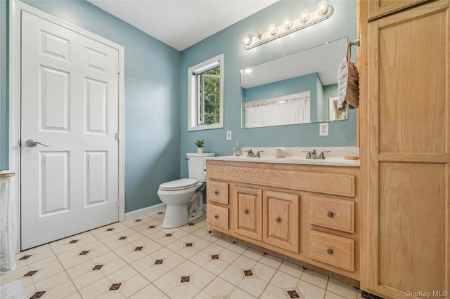 37 Rumsey Road, Greenwood Lake, NY 10925