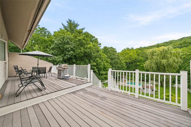 37 Rumsey Road, Greenwood Lake, NY 10925