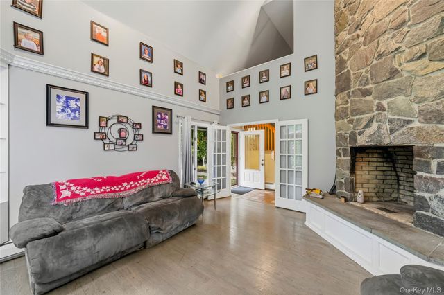 37 Rumsey Road, Greenwood Lake, NY 10925