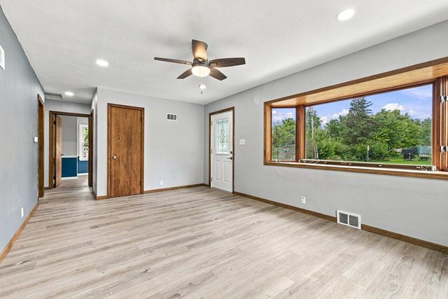 W190S7635 Circle DRIVE, Muskego, WI 53150