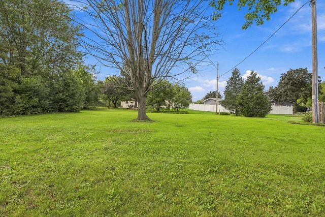 W190S7635 Circle DRIVE, Muskego, WI 53150